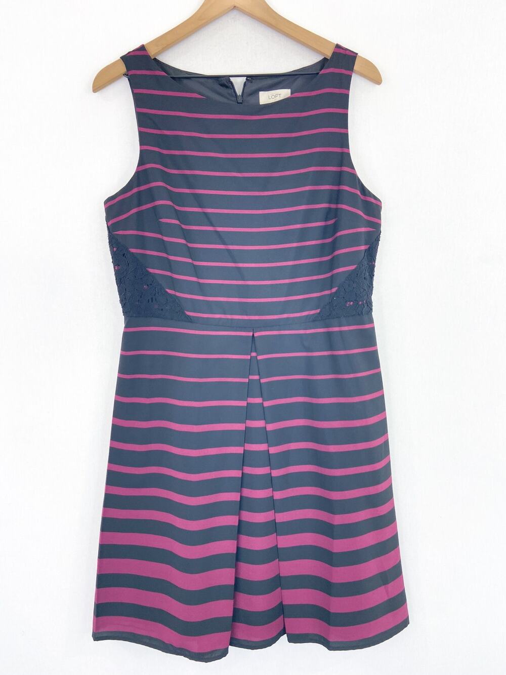 Ann Taylor LOFT Women's size 10 Black Plum Purple Striped Fit Flare Dress Lace